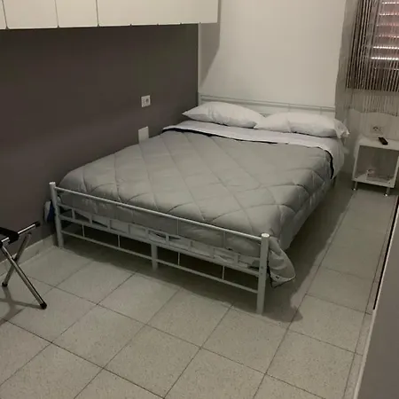 Bedroom Low Cost Di Elisa *
