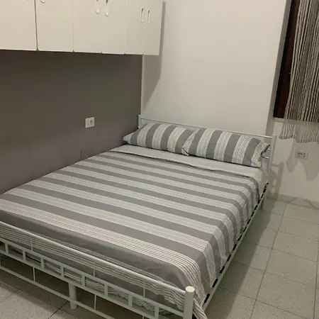 Guest house Bedroom Low Cost Di Elisa